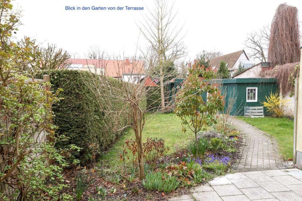 Freundliche Wohnung Mit Parkplatz Und Terrasse Neubrandenburg Exterior photo